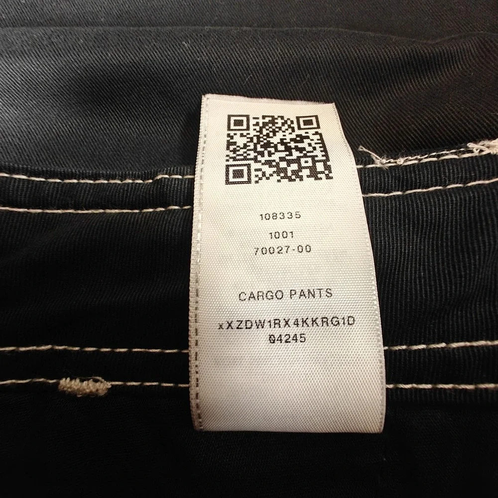 NWT Size 36 True Religion Mens Jet Black Contrast Stitch Cargo Pants 108335